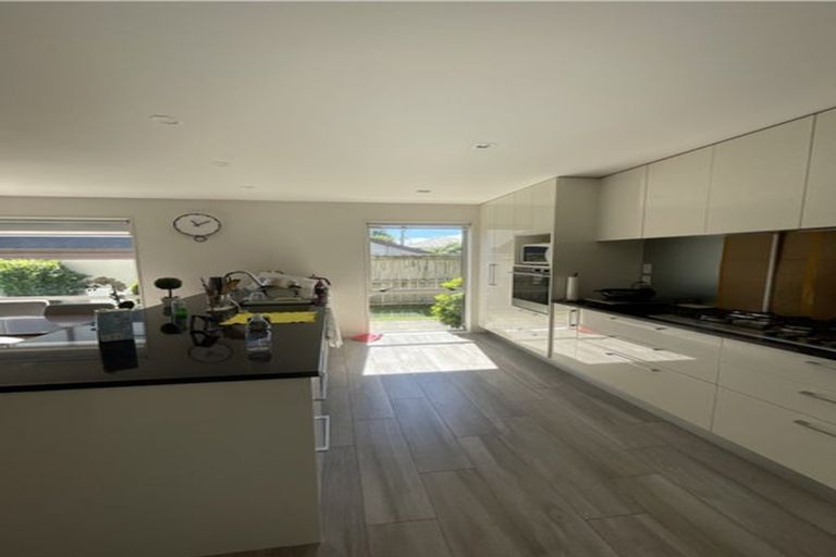 Photo of property in 89a Clovelly Road, Bucklands Beach, Auckland, 2012