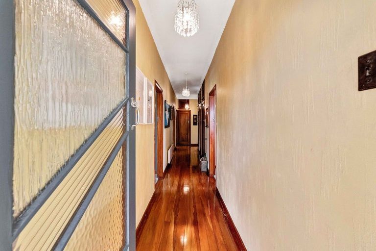 Photo of property in 7091 South Road, Warea, New Plymouth, 4381