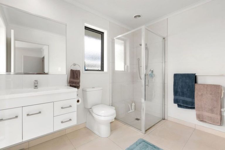 Photo of property in 141 Doncaster Drive, Papamoa Beach, Papamoa, 3118