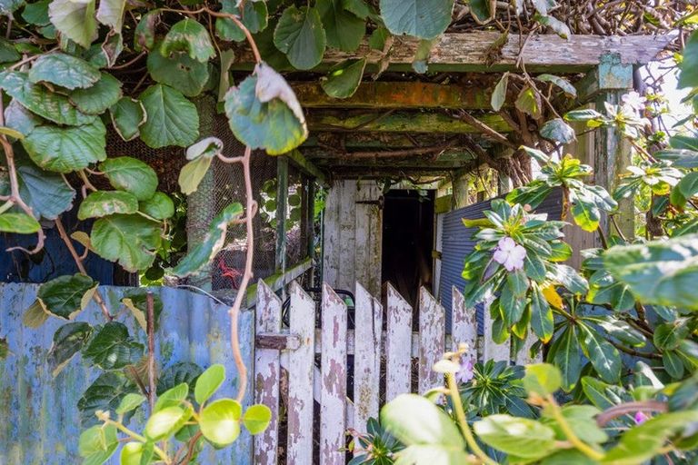 Photo of property in 28 Cambridge Street, Patea, 4520