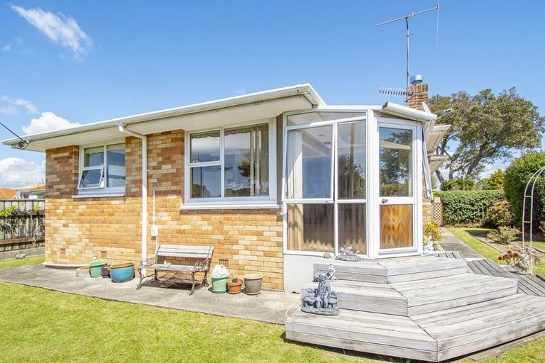 Photo of property in 2 Rimu Street, Gate Pa, Tauranga, 3112