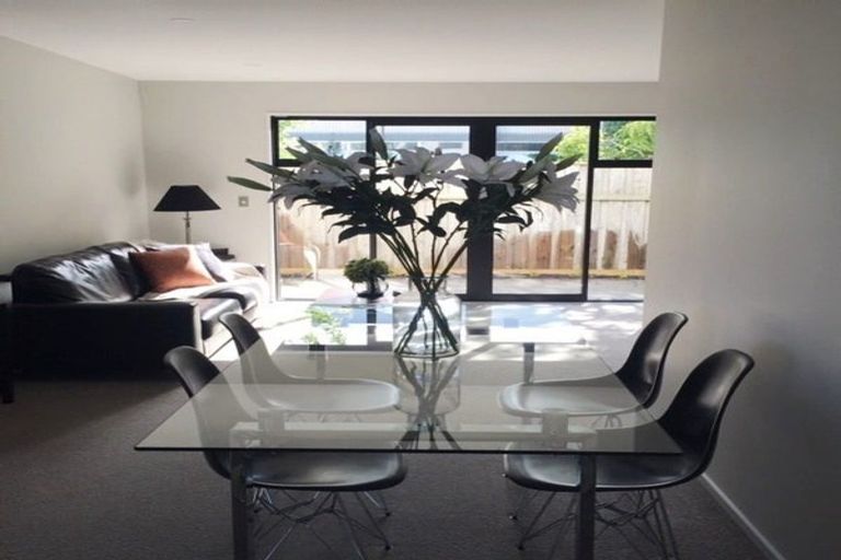 Photo of property in 2/34 John Campbell Crescent, Hillmorton, Christchurch, 8024