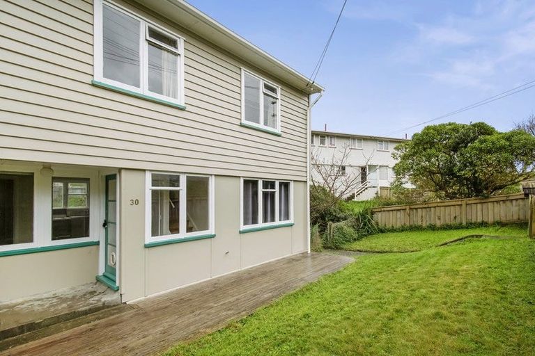 Photo of property in 30 Roberts Street, Tawa, Wellington, 5028