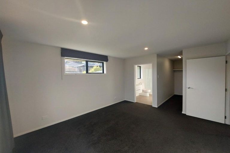 Photo of property in 5 Ruru Lane, Hurworth, New Plymouth, 4310