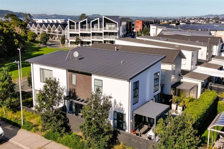 Photo of property in 94 Bomb Point Drive, Hobsonville, Auckland, 0616