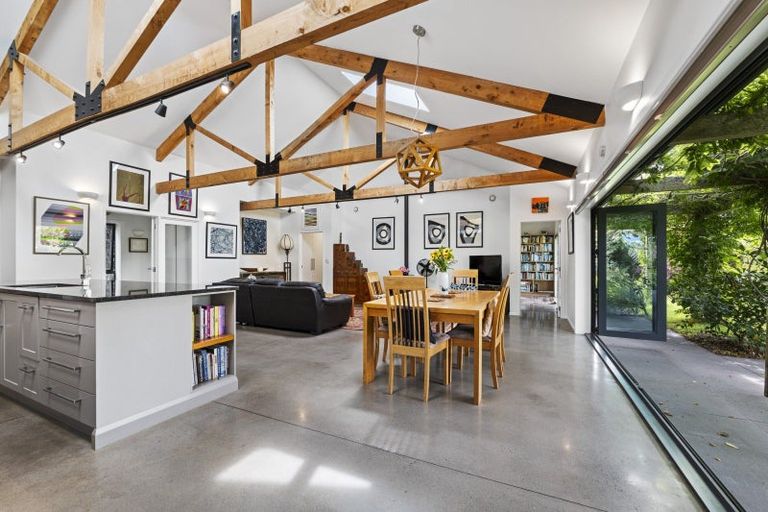 Photo of property in 525 Kaipikari Road, Urenui, 4375