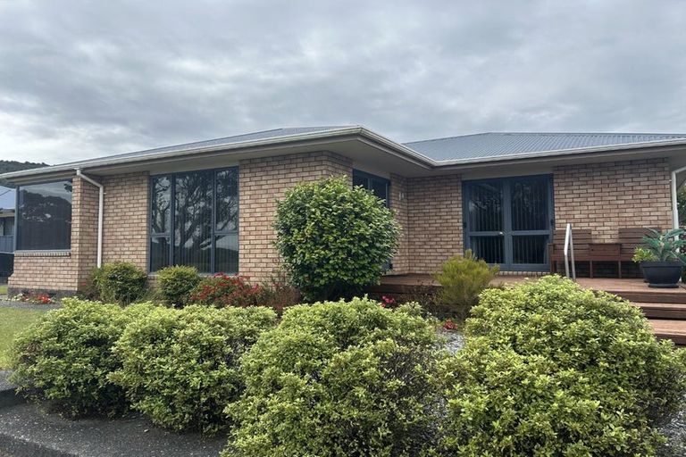 Photo of property in 31 Cowper Street, Greymouth, 7805