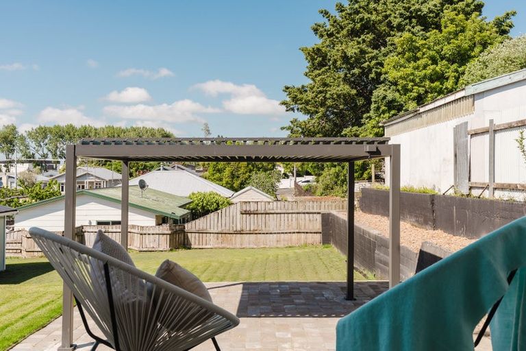 Photo of property in 17 Hinau Street, Maeroa, Hamilton, 3200