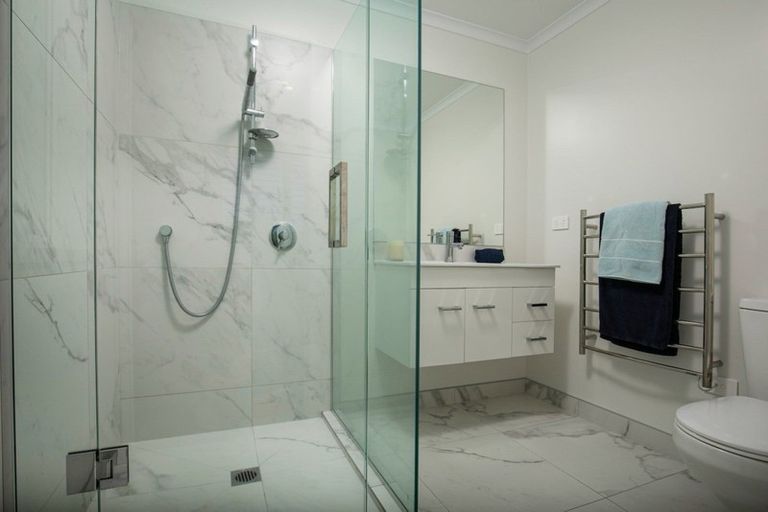 Photo of property in 73a Pinecrest Drive, Gulf Harbour, Whangaparaoa, 0930