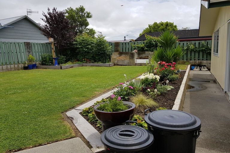 Photo of property in 53 Wynyard Crescent, Tamatea, Napier, 4112