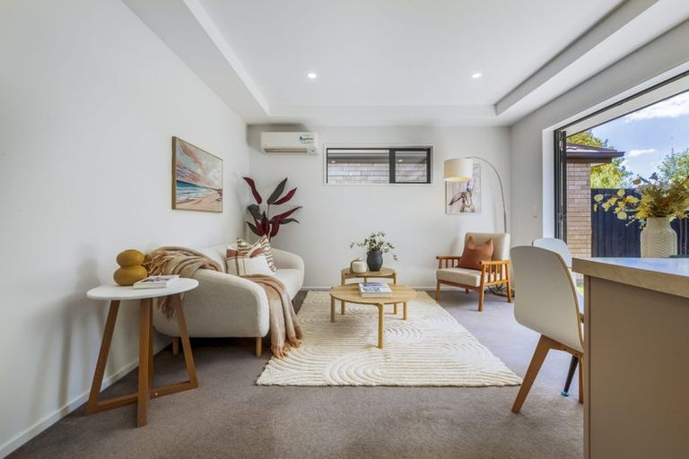 Photo of property in 2/23 Cutts Road, Russley, Christchurch, 8042