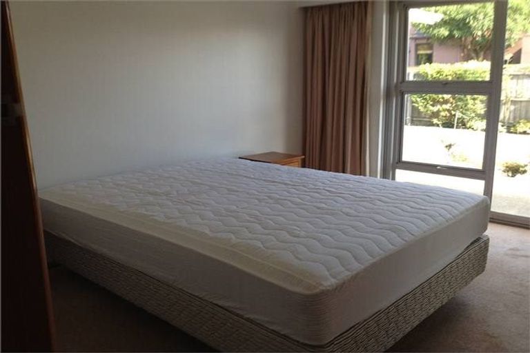 Photo of property in 1/141 Hamilton Avenue, Ilam, Christchurch, 8041