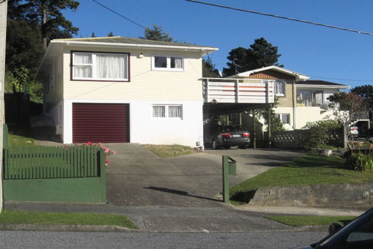 Photo of property in 30 James Grove, Stokes Valley, Lower Hutt, 5019