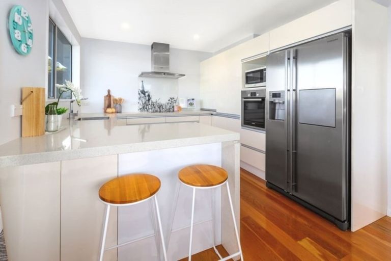 Photo of property in 50 Discovery Drive, Whitby, Porirua, 5024