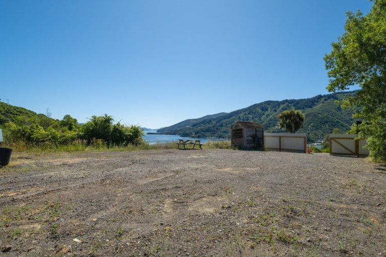 Photo of property in 43 Marina Drive, Waikawa, Picton, 7220