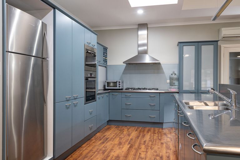 Photo of property in 6 Spruce Close, Alexandra, 9320