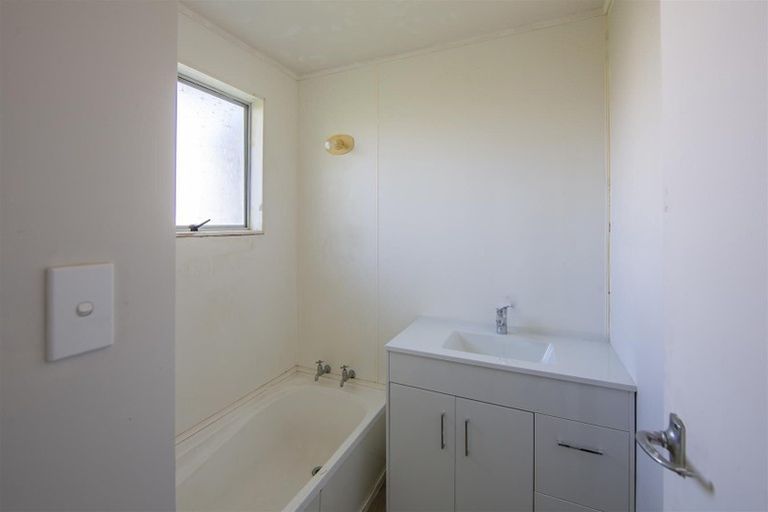 Photo of property in 12b Kuparu Place, Ruakaka, 0116
