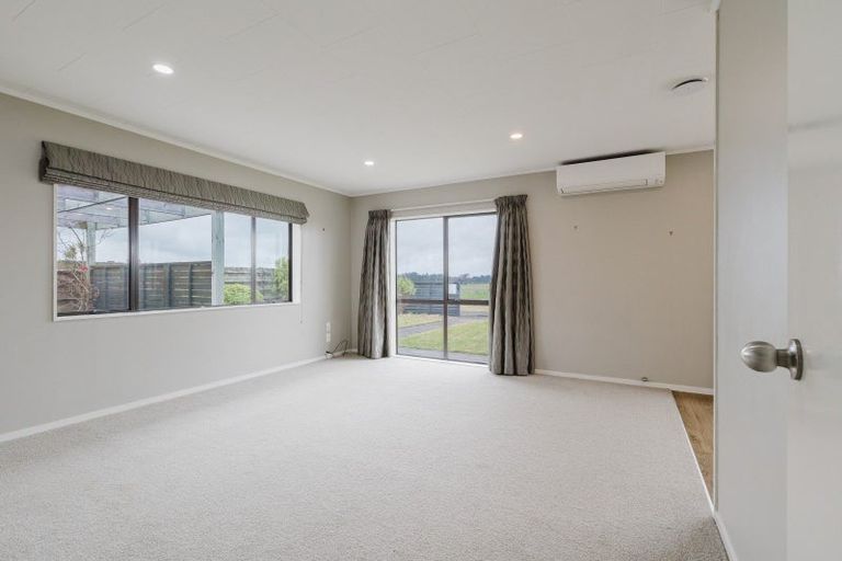 Photo of property in 110 Kelvin Grove Road, Kelvin Grove, Palmerston North, 4414