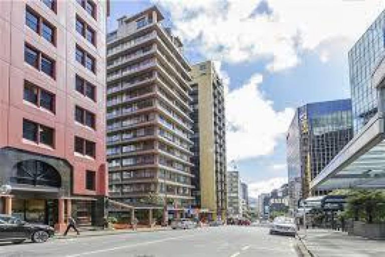 Photo of property in Terrace Heights Apartments, 12d/163 The Terrace, Wellington Central, Wellington, 6011