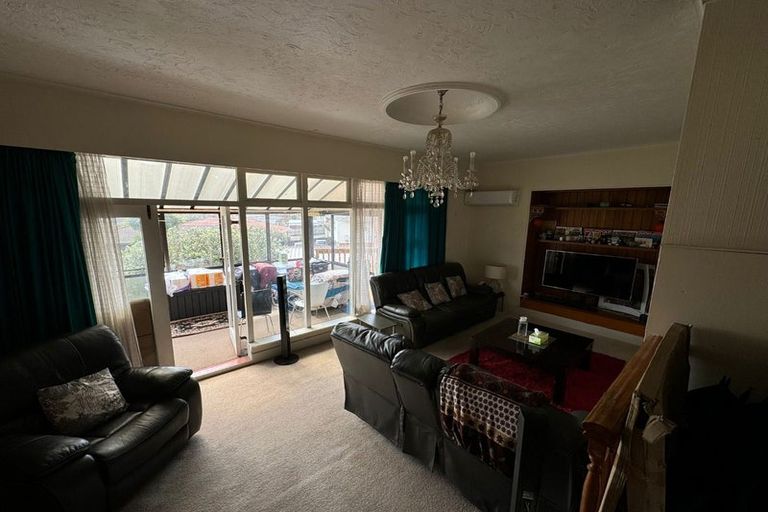Photo of property in 1275 Dominion Extension, Mount Roskill, Auckland, 1041