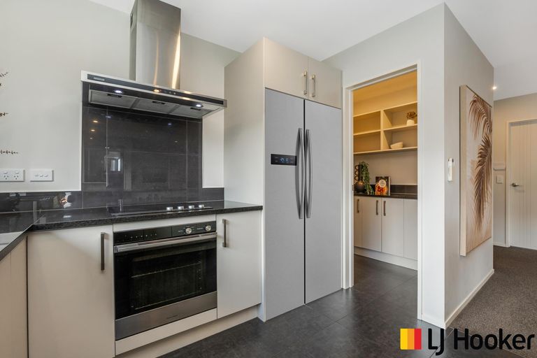 Photo of property in 15 Parkgrove Crescent, Pokeno, 2402