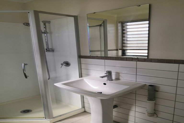 Photo of property in 216 Porchester Road, Takanini, 2112