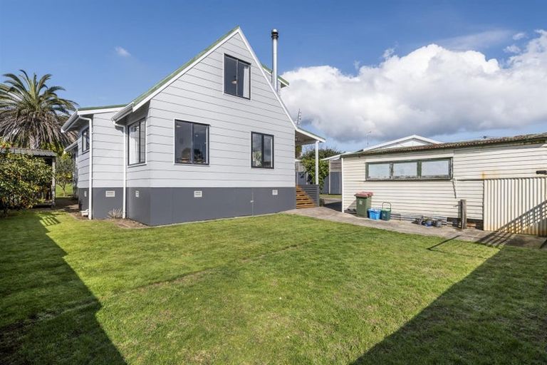 Photo of property in 4 Bishoprick Crescent, Te Puke, 3119
