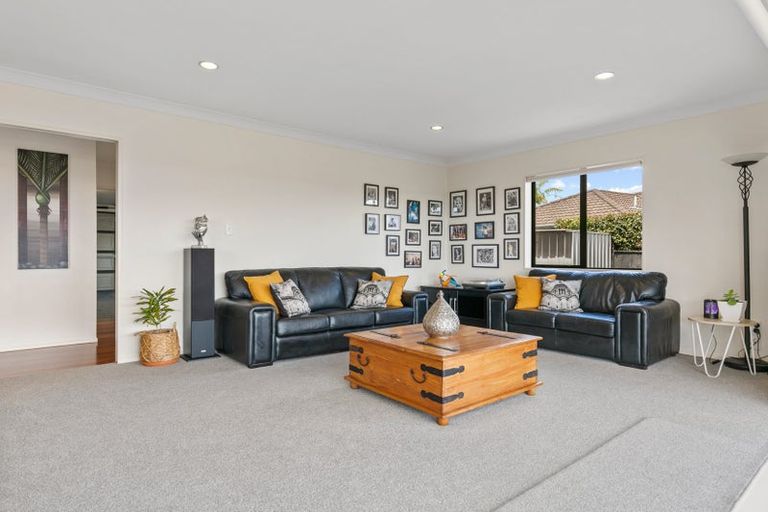 Photo of property in 25 Leafield Crescent, Henderson, Auckland, 0612