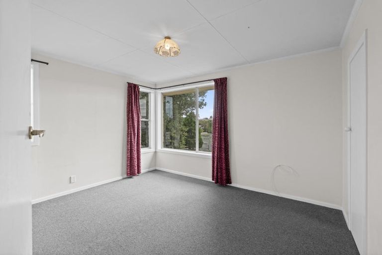Photo of property in 74 Forfar Crescent, Rockdale, Invercargill, 9812