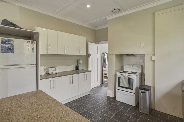 Photo of property in 18 Lachlan Avenue, North Dunedin, Dunedin, 9016