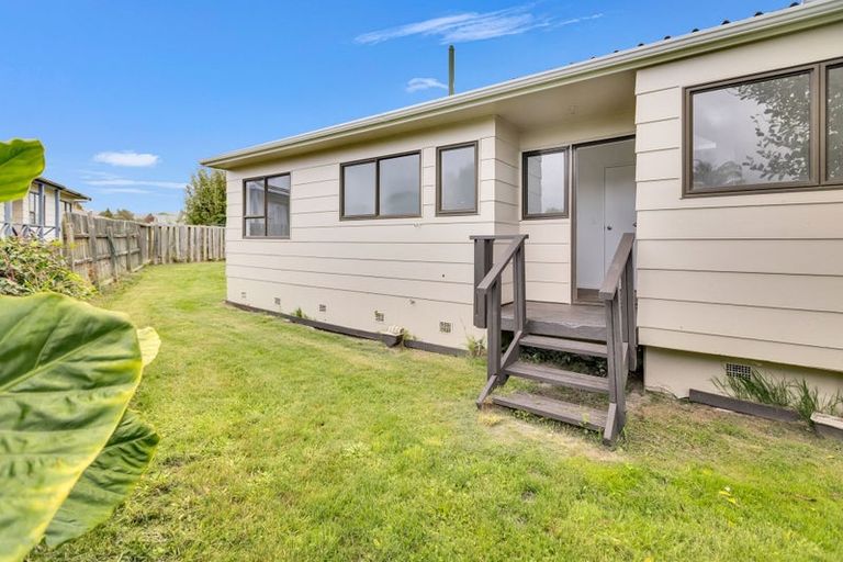 Photo of property in 16a Beech Place, Owhata, Rotorua, 3010