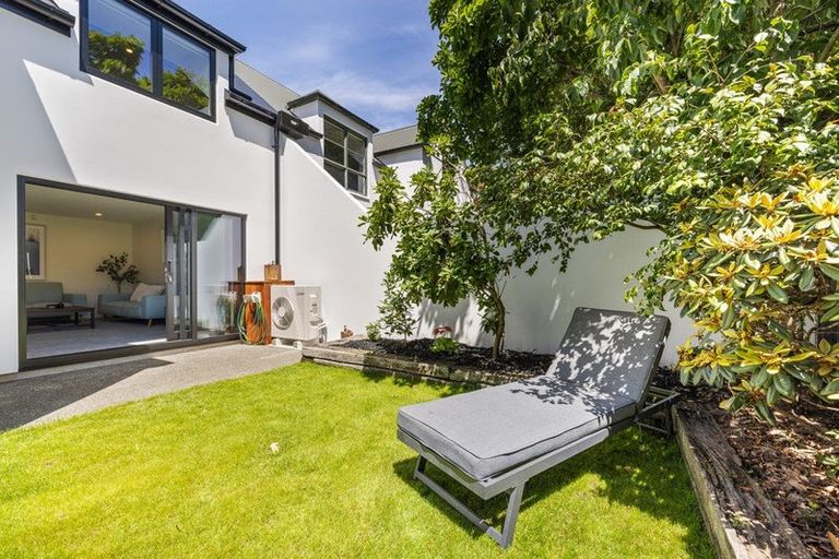 Photo of property in 10a Swanleigh Place, Ilam, Christchurch, 8041