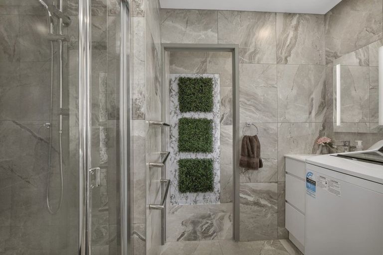 Photo of property in 15a Westpoint Avenue, Harbour View, Lower Hutt, 5010