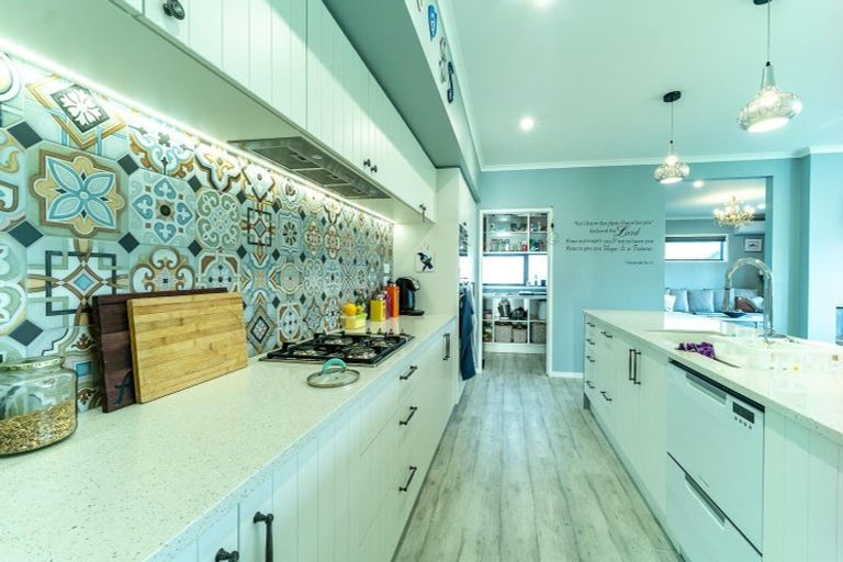 Photo of property in 8 Awatiro Drive, Kaukapakapa, 0871