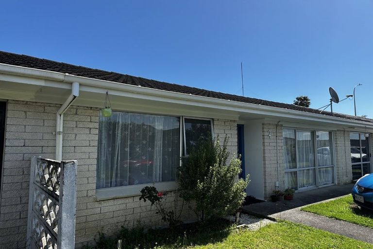 Photo of property in 2/69 Rangitoto Road, Papatoetoe, Auckland, 2025