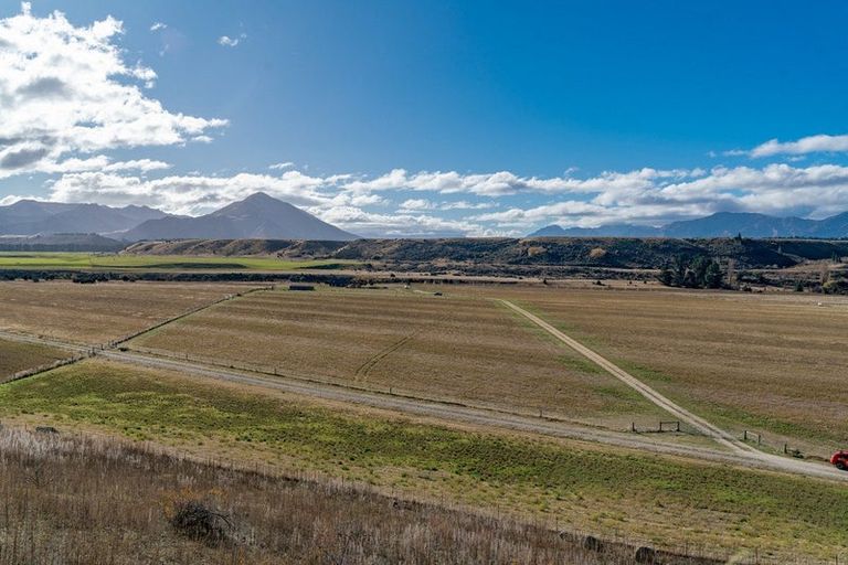 Photo of property in 217 Stevenson Road, Wanaka, 9382