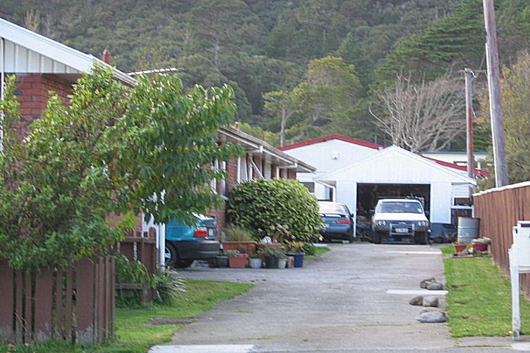 Photo of property in 283d Stokes Valley Road, Stokes Valley, Lower Hutt, 5019
