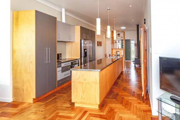 Photo of property in 101 The Terrace, Thames, 3500