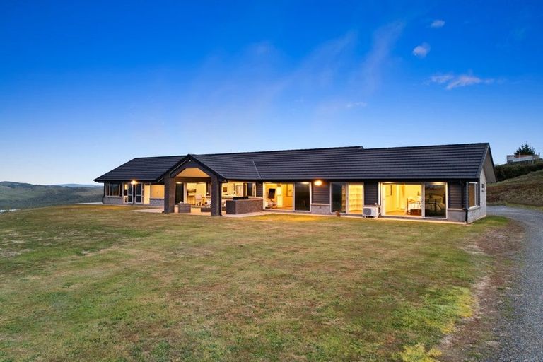 Photo of property in 108a Paparata Road, Bombay, 2675