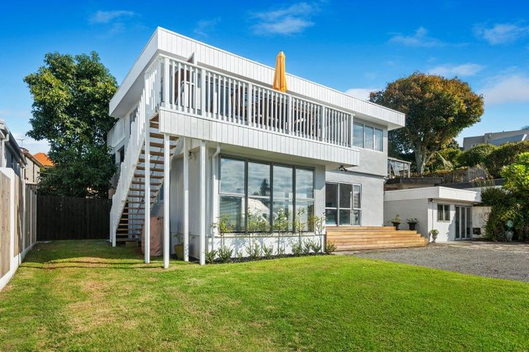 Photo of property in 30c Eleventh Avenue, Tauranga, 3110
