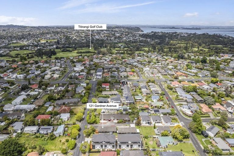 Photo of property in 1/121 Gardner Avenue, New Lynn, Auckland, 0600