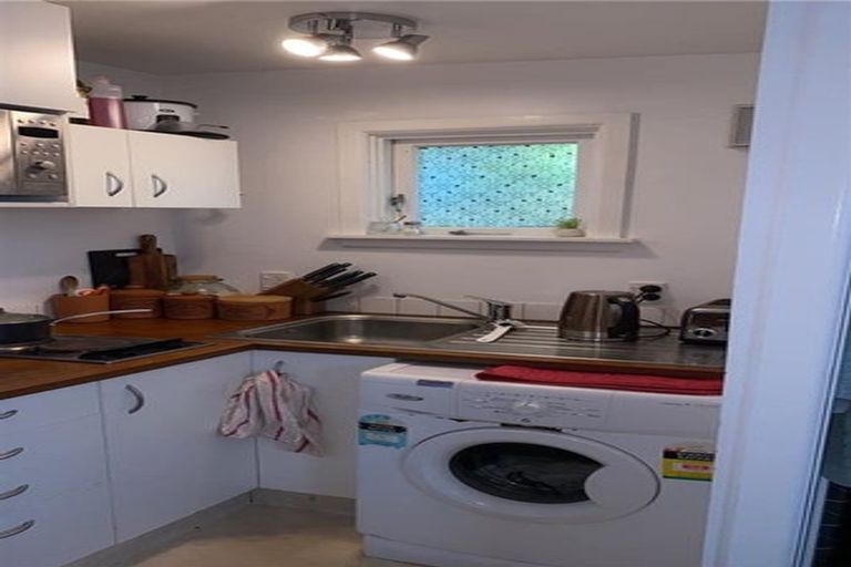 Photo of property in 3 Stoke Street, Newtown, Wellington, 6021