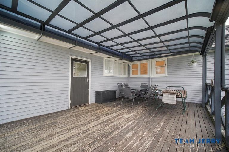 Photo of property in 111 Porchester Road, Papakura, 2110