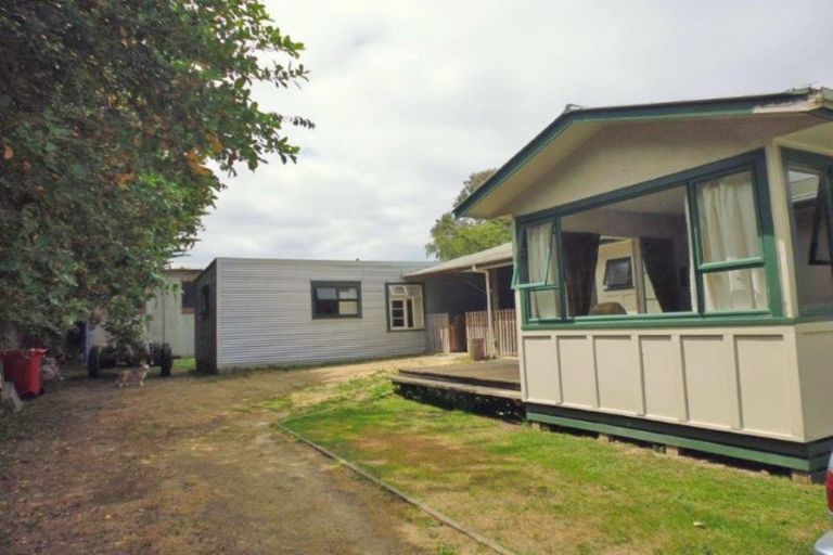 Photo of property in 18 Mclean Street, Woodville, 4920