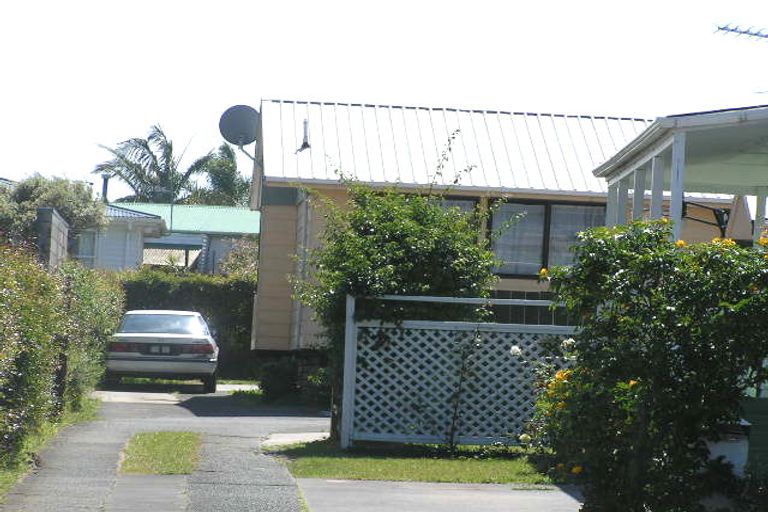 Photo of property in 2/3 Tristram Avenue, Forrest Hill, Auckland, 0620