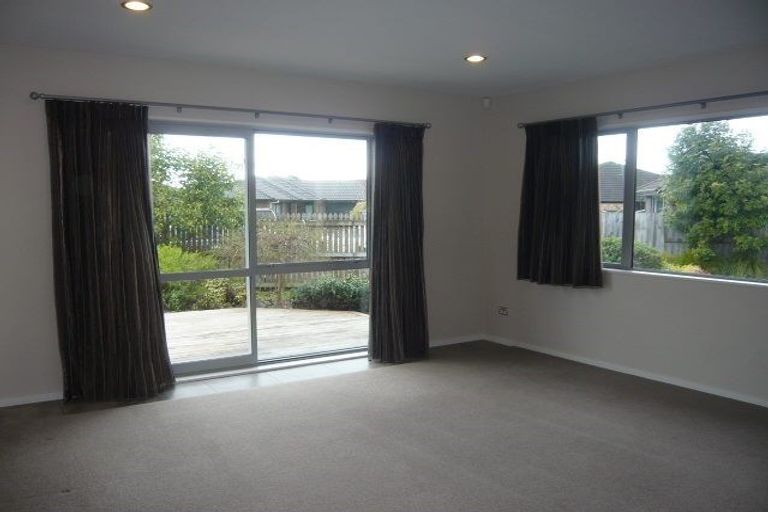 Photo of property in 16 Cole Thomas Place, Huntington, Hamilton, 3210