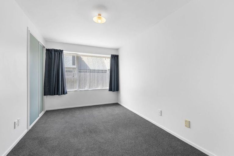 Photo of property in 2/94 Wainui Street, Riccarton, Christchurch, 8041