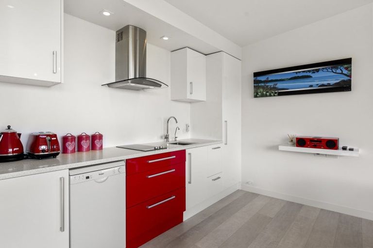 Photo of property in 29 Callis Avenue, Opaheke, Papakura, 2113