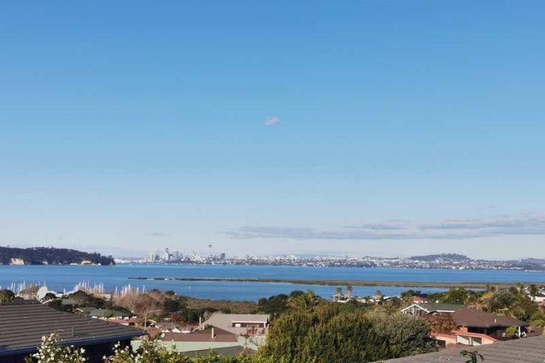 Photo of property in 7 Soling Place, West Harbour, Auckland, 0618