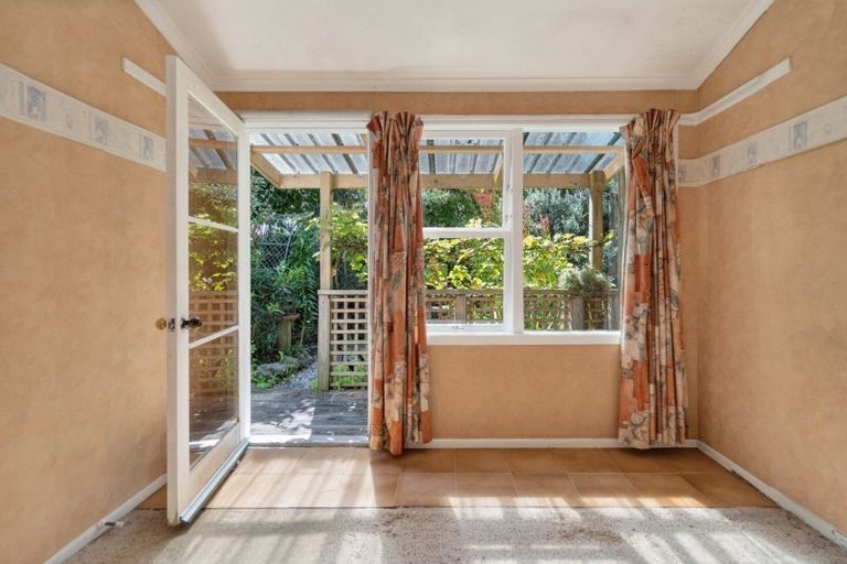 Photo of property in 35 Woodford Avenue, Brookfield, Tauranga, 3110